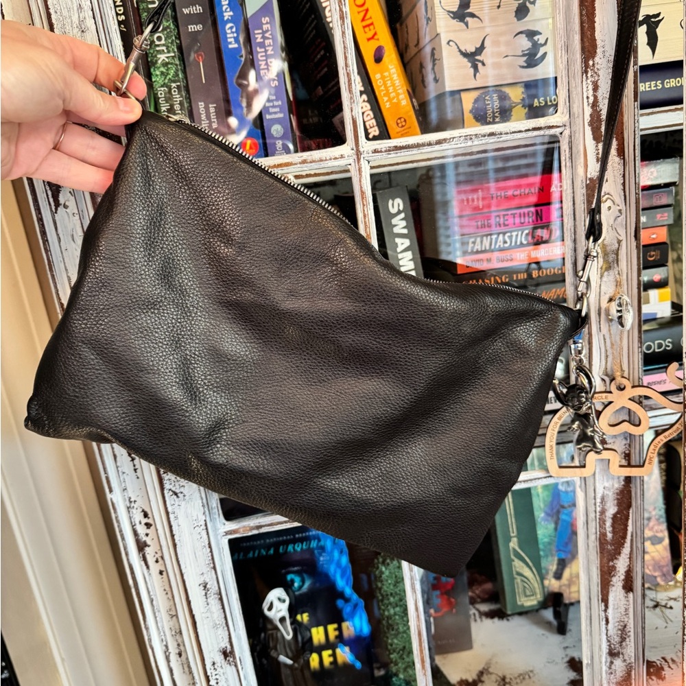 ❌SOLD❌ Rough & Tumble “Covet” Nero Black Crossbody Bag
